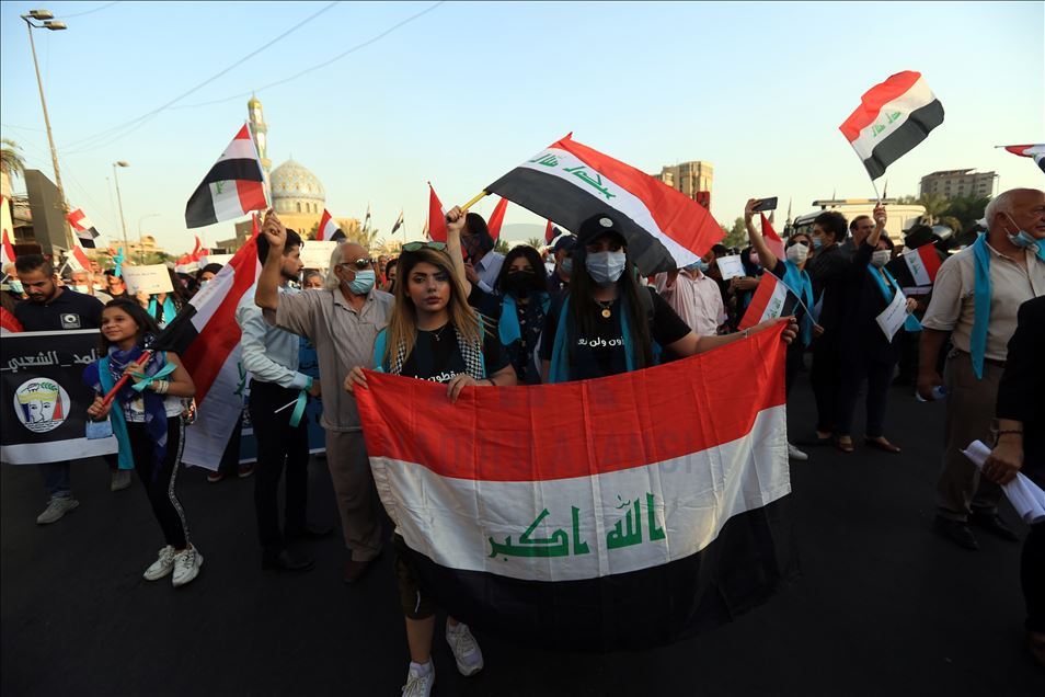 Irak'ta hükümet karşıtı gösterilerin birinci yıl dönümü
