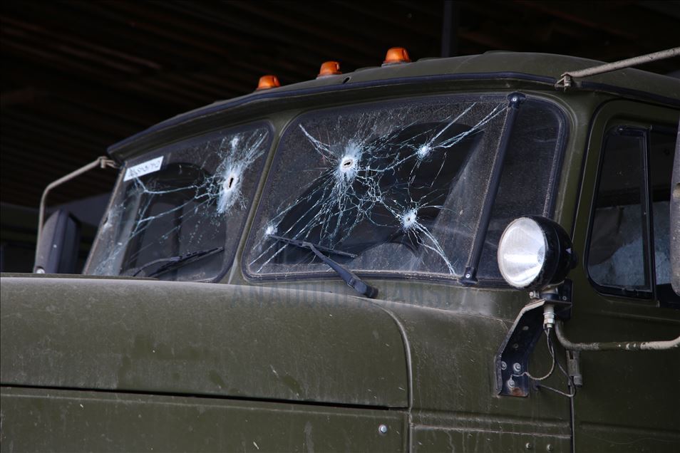 Армянская армия бросает оружие и боеприпасы при отступлении с земель Азербайджана