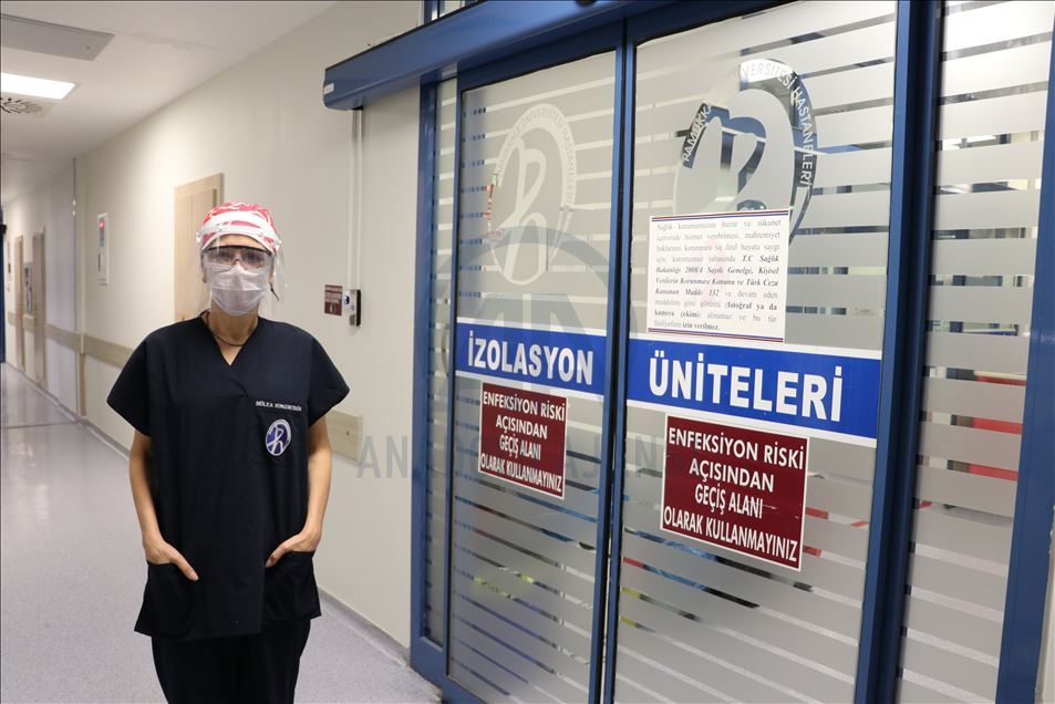 DOKTORLAR KOVİD-19'LA SAVAŞI ANLATIYOR - "Nefes alamama duygusu insanı yaşarken öldürüyor"