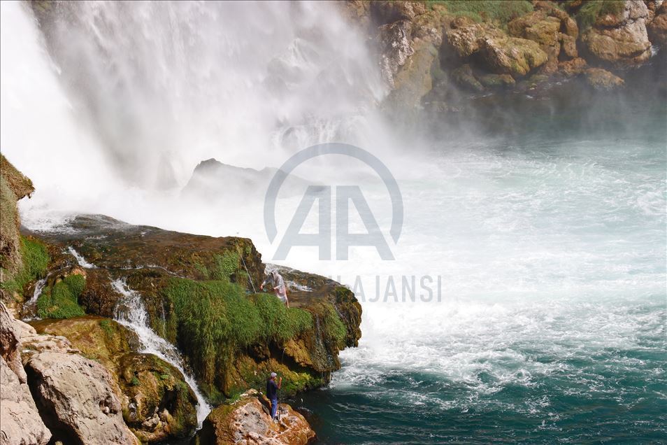 Antalya, qyteti magjik turistik me pasuri antike dhe natyrore