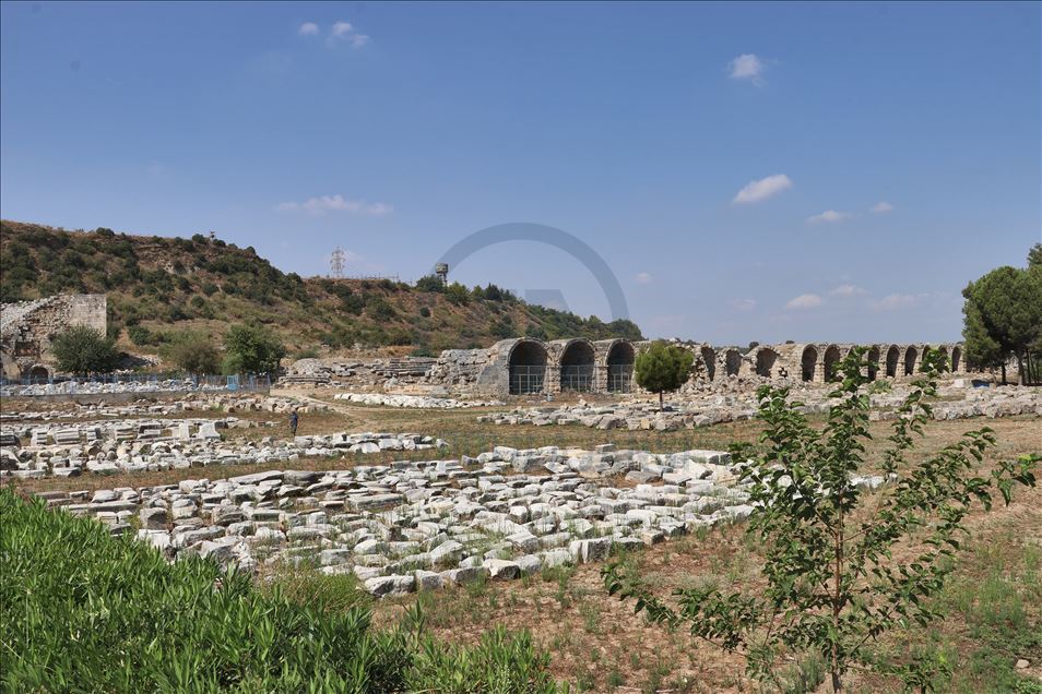 Antalya, qyteti magjik turistik me pasuri antike dhe natyrore