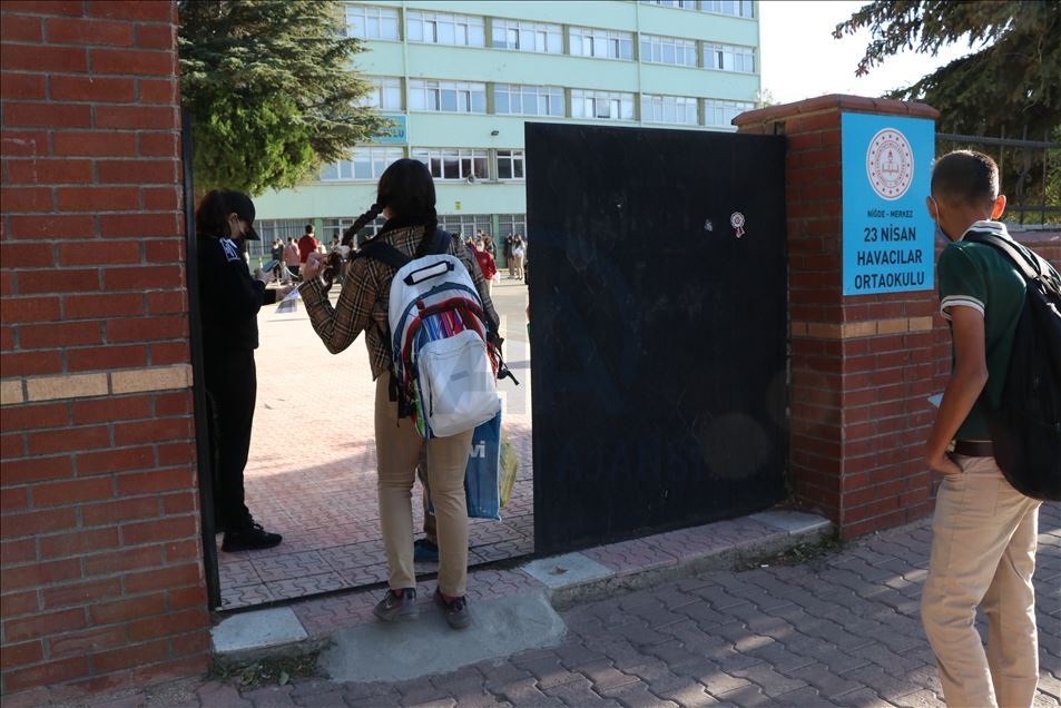 Yüz yüze eğitime geçişte ikinci aşama başladı
