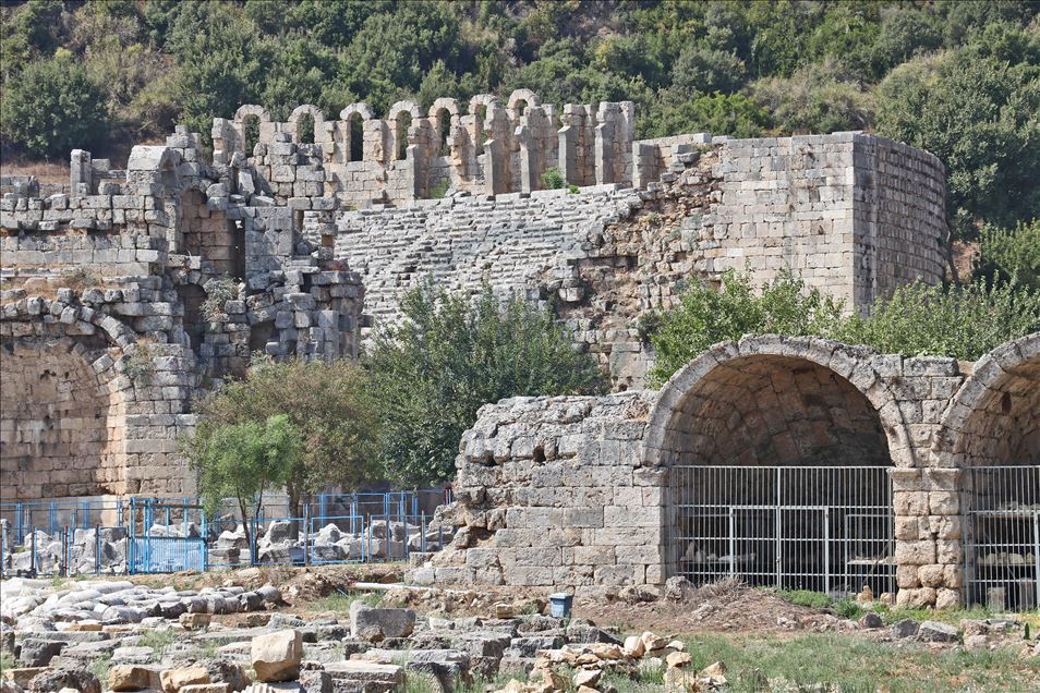 Antalya, qyteti magjik turistik me pasuri antike dhe natyrore