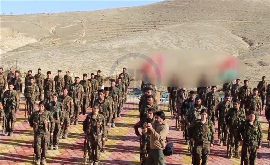 كاميرا "الأناضول" ترصد أنشطة "بي كا كا" الإرهابية في سنجار
