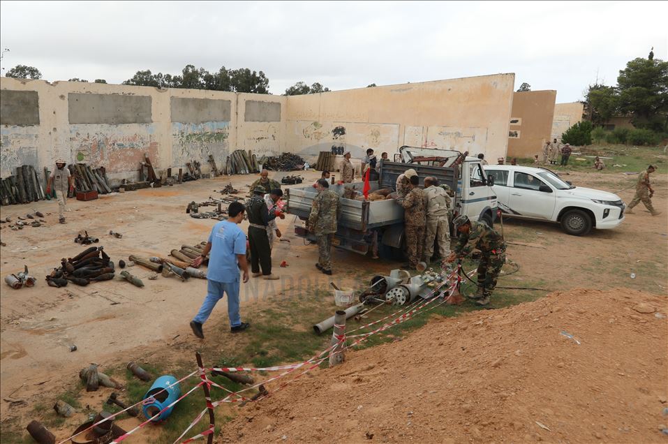 Li Libyayê 22 ton teqemeniya ku piştî êrîşên Hefter mabû hat îmhakirin