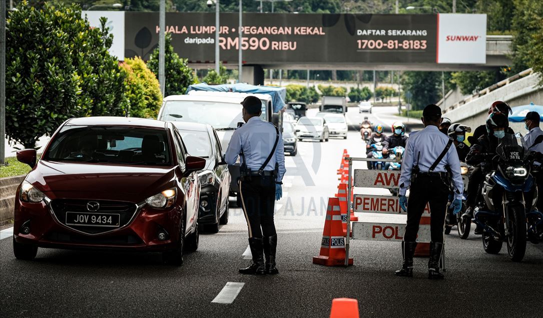 Nuevas restricciones por la pandemia en la capital de Malasia