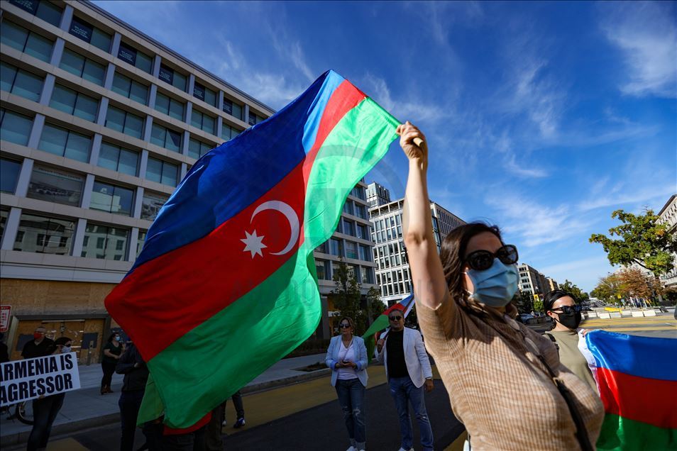 У Белого дома прошла акция в поддержку Азербайджана