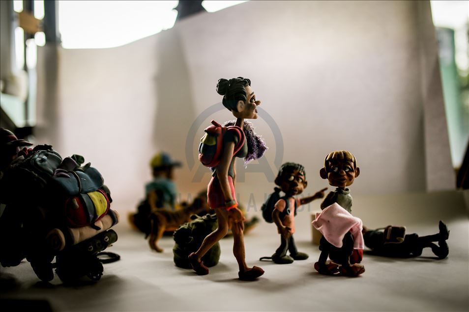 Kolombiyalı sanatçı toplumsal olaylara animasyon ile ayna tutuyor