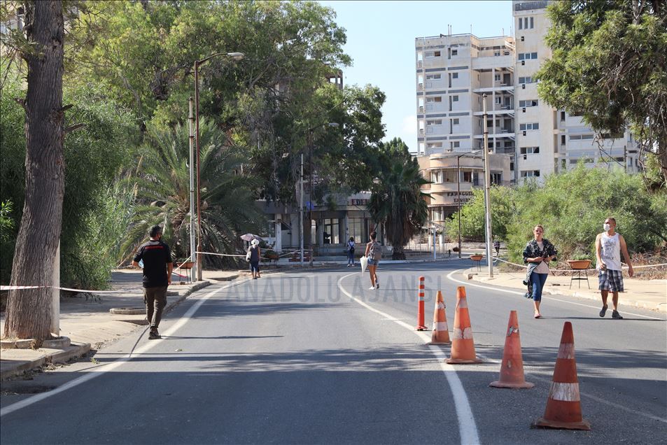 46 yılın ardından bir bölümü açılan Kapalı Maraş'a yoğun ilgi