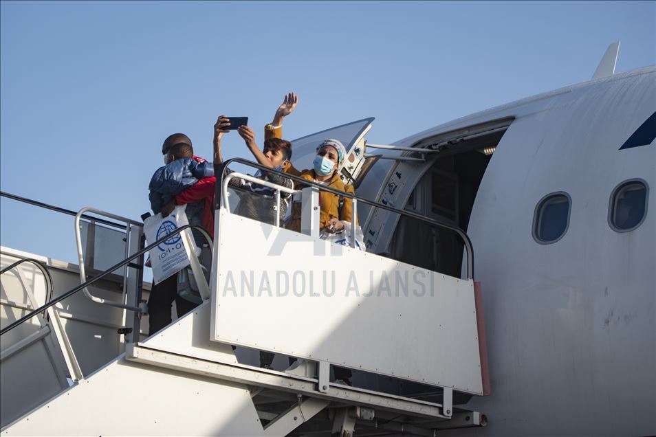 101 refugees are transferred to Germany from Greece