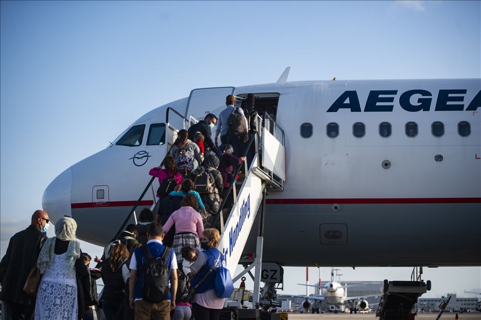 101 refugees are transferred to Germany from Greece