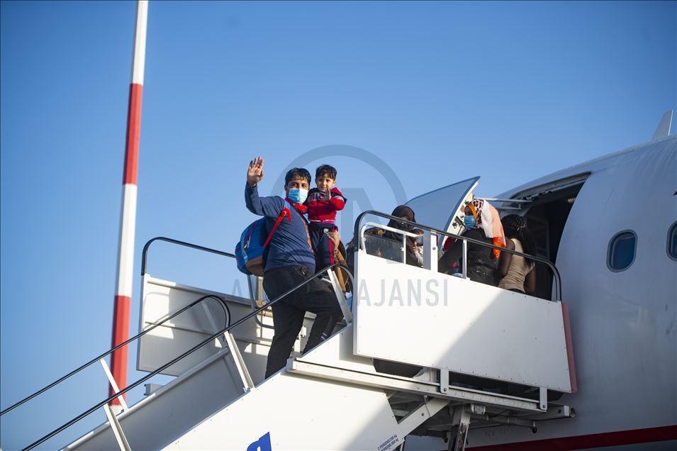101 refugees are transferred to Germany from Greece