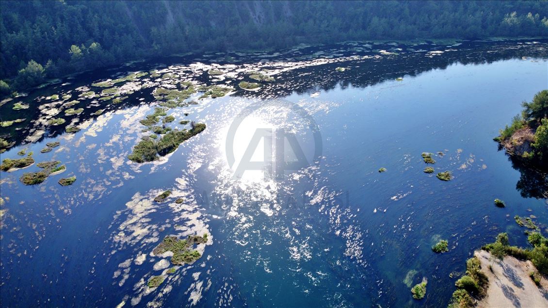Çukurova'nın "can suyu" Ceyhan Nehri kartpostallık manzaralar sunuyor