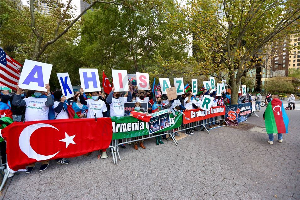 مظاهرة بنيويورك للاحتجاج على استهداف أرمينيا للمدنيين في أذربيجان
