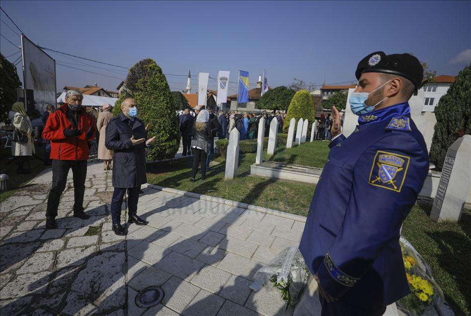 بزرگداشت هفدهمین سالگرد درگذشت علی عزت بگوویچ در بوسنی