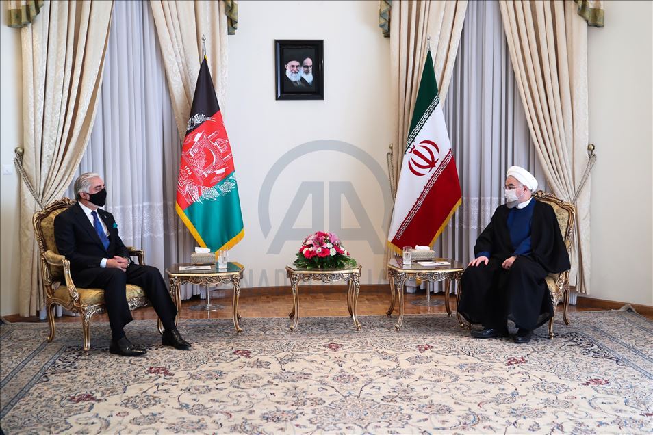 دیدار رئیس شورای عالی مصالحه ملی افغانستان با رئیس جمهور ایران در تهران