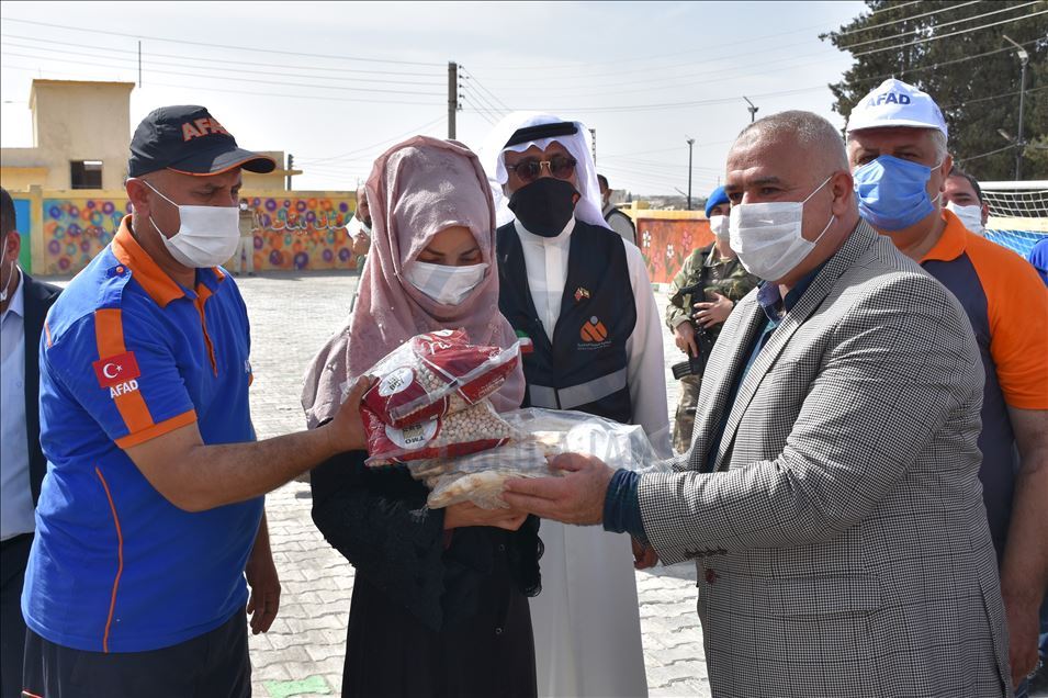 Tel Abyad'da eğitime verilen destek sürüyor
