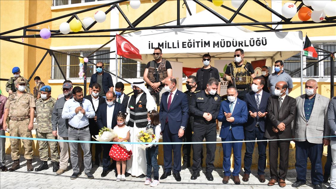 Tel Abyad'da eğitime verilen destek sürüyor