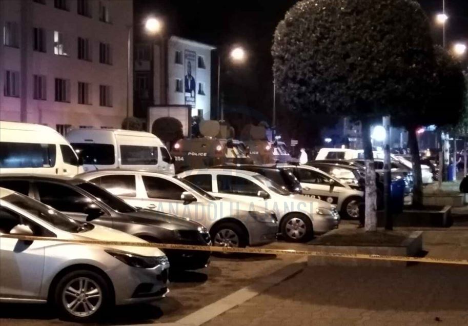 مُسلح يطلق سراح أغلب الرهائن الذين احتجزهم في بنك بجورجيا