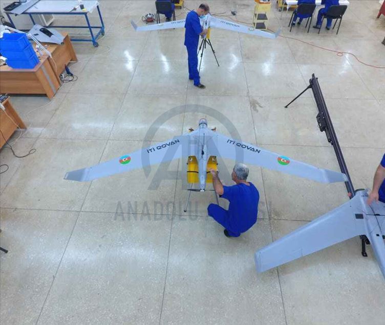 "طاردة الكلاب".. أذربيجان تبدأ بإنتاج طائرات مسيرة انتحارية