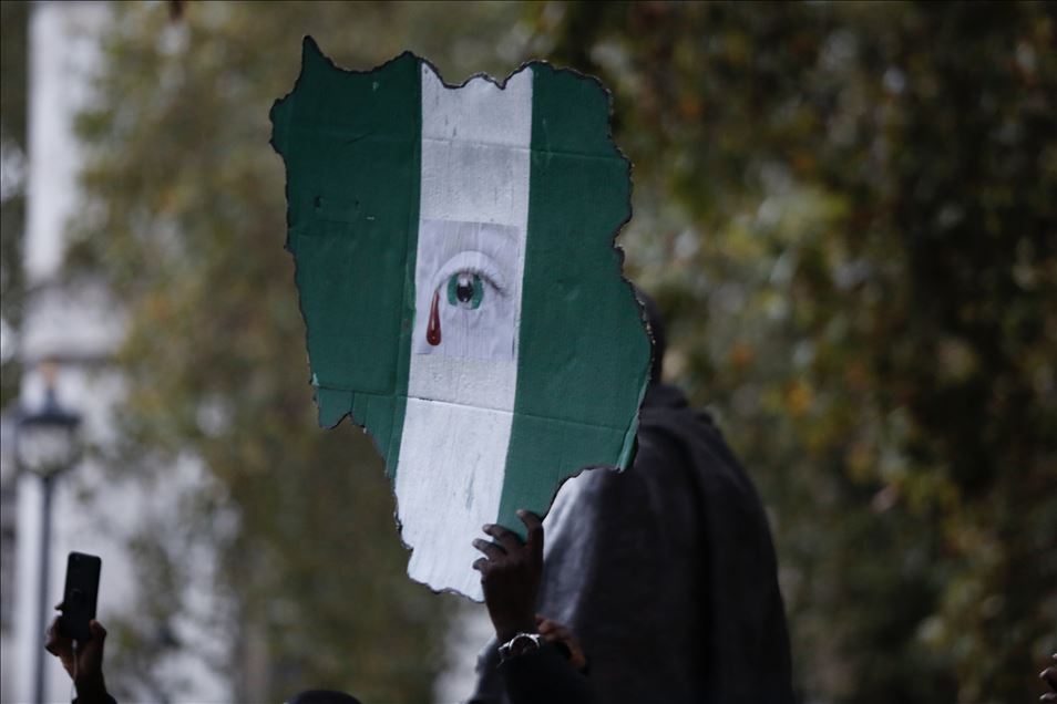 Nijerya'da SARS karşıtı gösterilere yönelik saldırılar, Londra’da protesto edildi 
