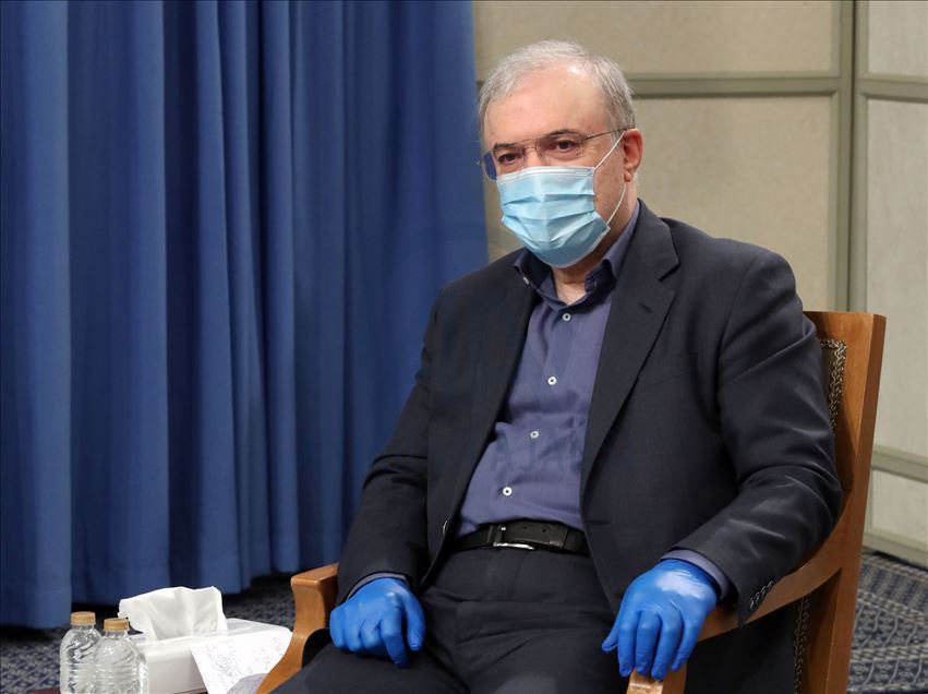 El líder supremo de Irán Ali Khamenei se reúne con el presidente iraní Hassan Rouhani y miembros de la Comité Nacional de Combate contra el Coronavirus