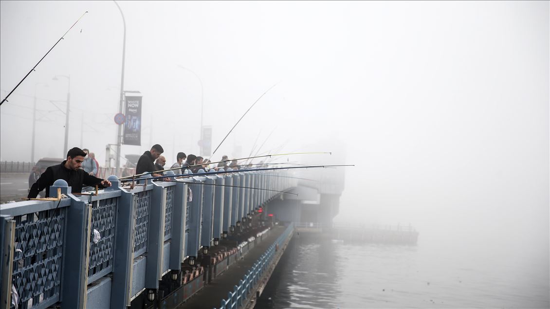 İstanbul yeni güne sisle başladı

