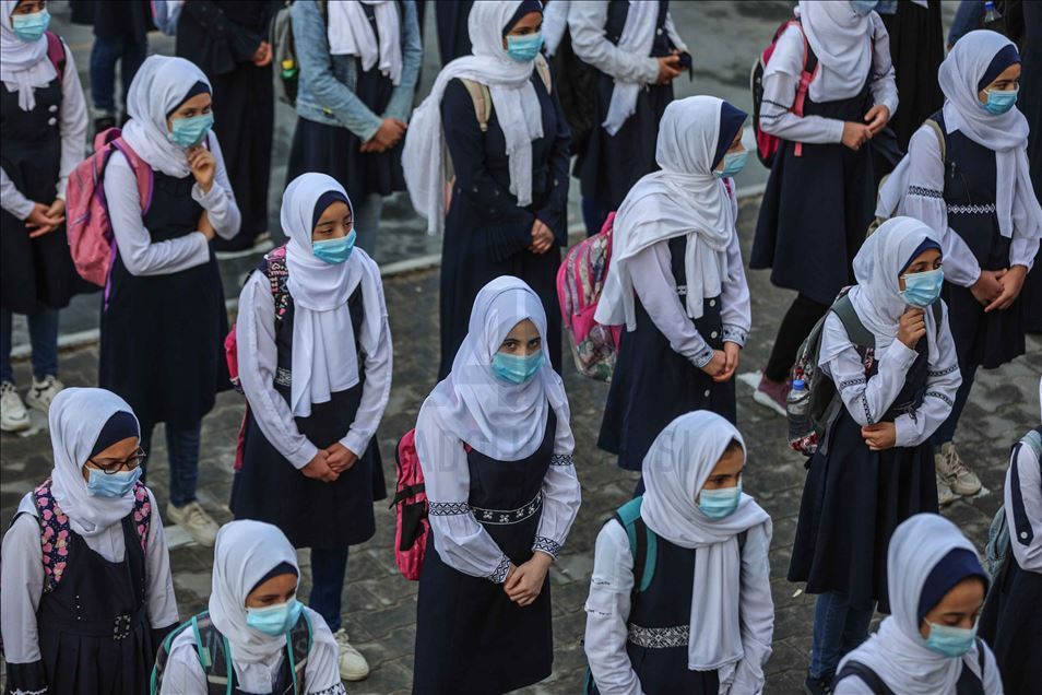 تواصل "العودة التدريجية" للمدارس بغزة