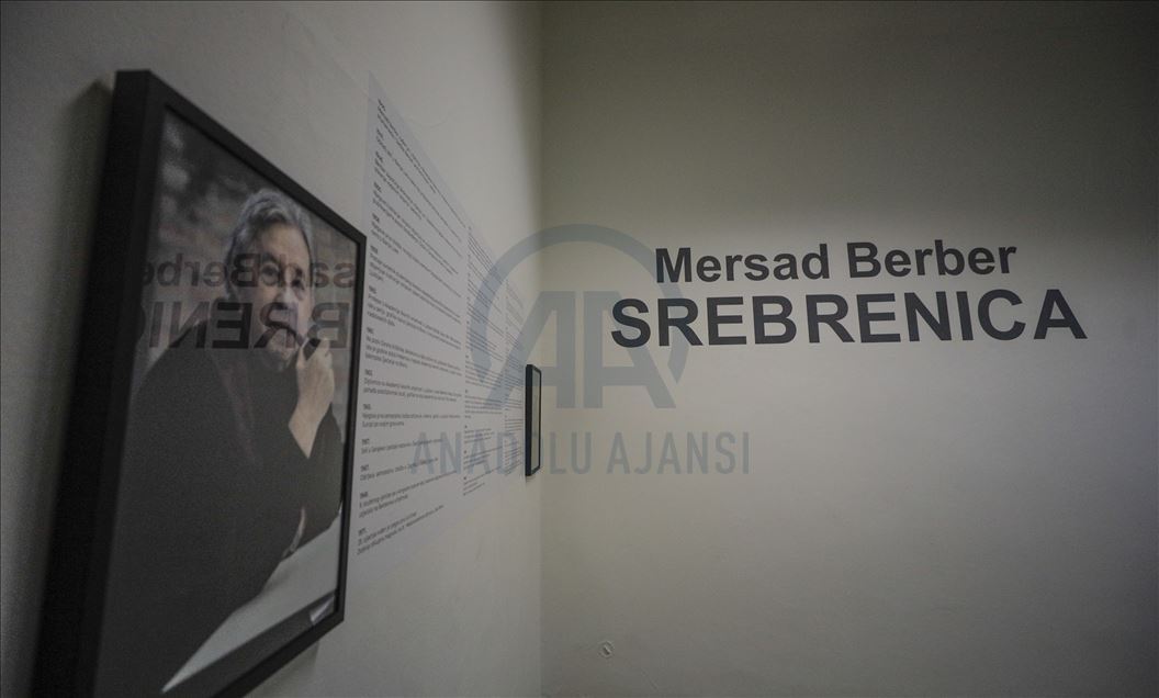 Povodom 25. godišnjice genocida u Srebrenici: U Sarajevu otvorena monografska izložba "Srebrenica" Mersada Berbera