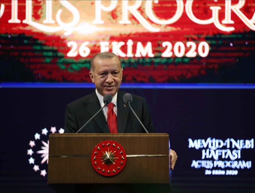 أردوغان يدعو الأتراك لمقاطعة المنتجات الفرنسية