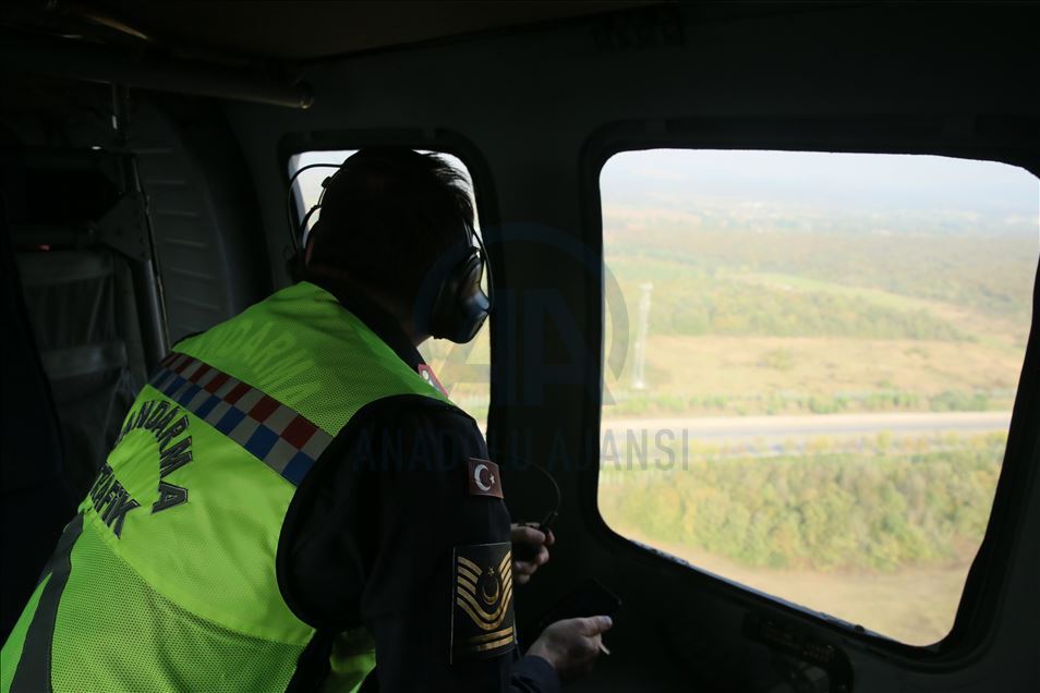 Kuzey Marmara Otoyolunda helikopter destekli trafik denetimi