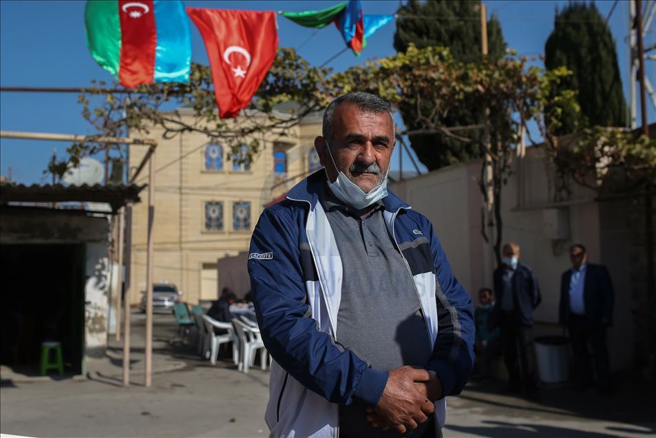 "Vatan Muharebesi"nde şehit olan gönüllü Azerbaycanlı Kahramanov'un taziyesi devam ediyor