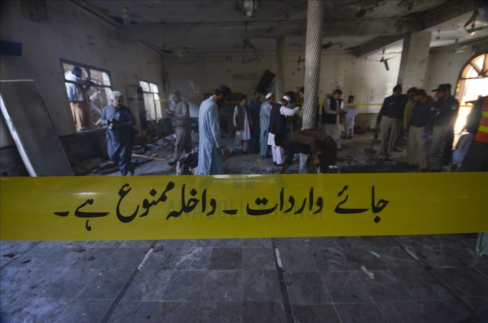 Pakistan'da medresede patlama: 7 ölü