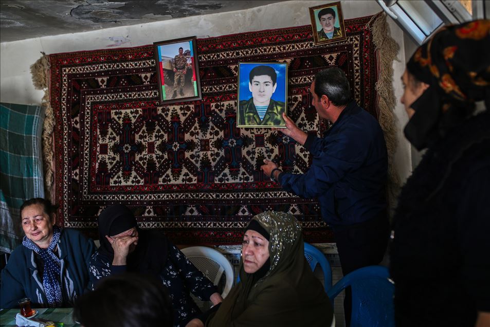 "Vatan Muharebesi"nde şehit olan gönüllü Azerbaycanlı Kahramanov'un taziyesi devam ediyor