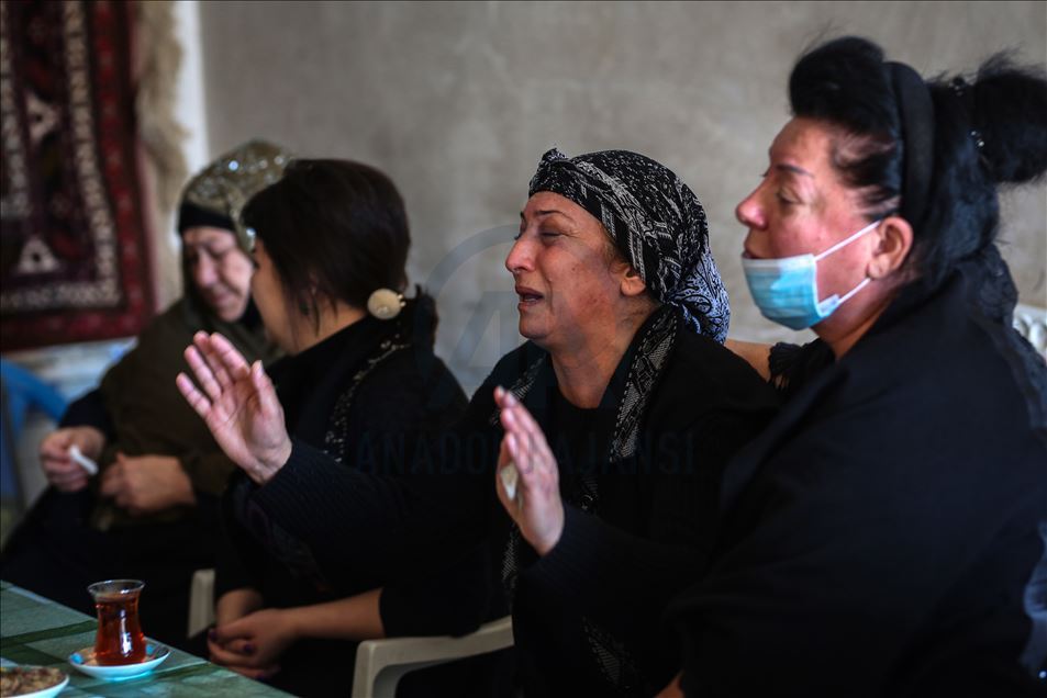 "Vatan Muharebesi"nde şehit olan gönüllü Azerbaycanlı Kahramanov'un taziyesi devam ediyor