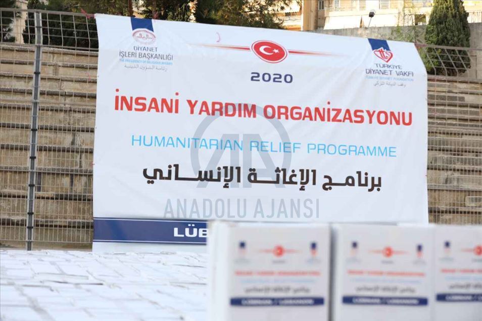 "الديانة التركي" يساعد 900 عائلة متضررة من انفجار بيروت
