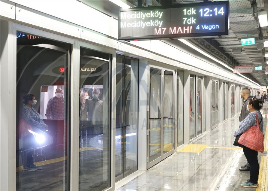 Mecidiyeköy-Mahmutbey Metrosunda seferler başladı
