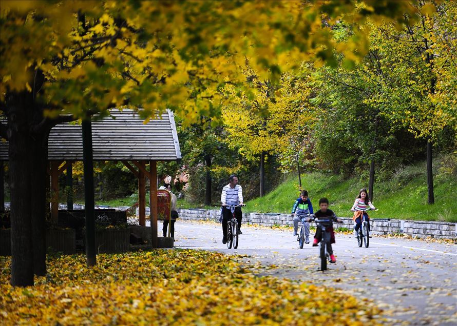 Jesen u Sarajevu: Parkovi i izletišta u zlatnožutoj boji