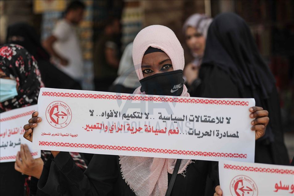 وقفات في أنحاء غزة للمطالبة بتحقيق الوحدة الفلسطينية