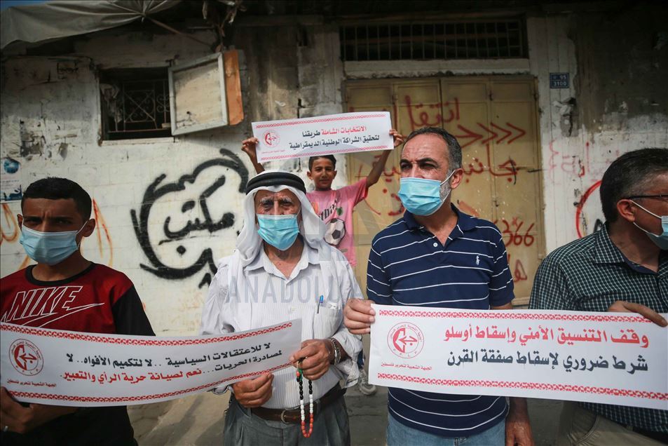 وقفات في أنحاء غزة للمطالبة بتحقيق الوحدة الفلسطينية