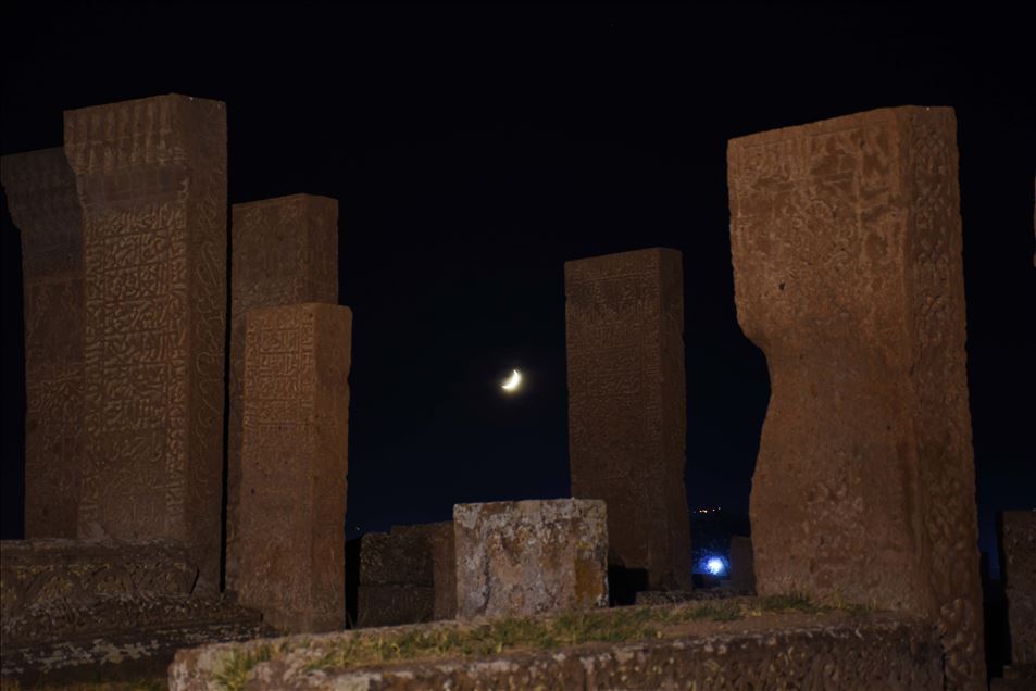 Ahlat Seljuk Square Cemetery fascinates with its night view
