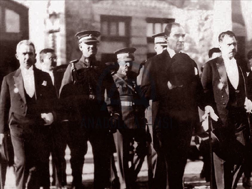 Cumhuriyet 97 yaşında