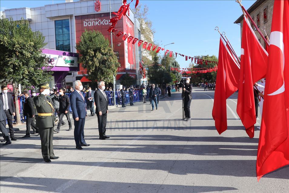 29 Ekim Cumhuriyet Bayramı kutlanıyor