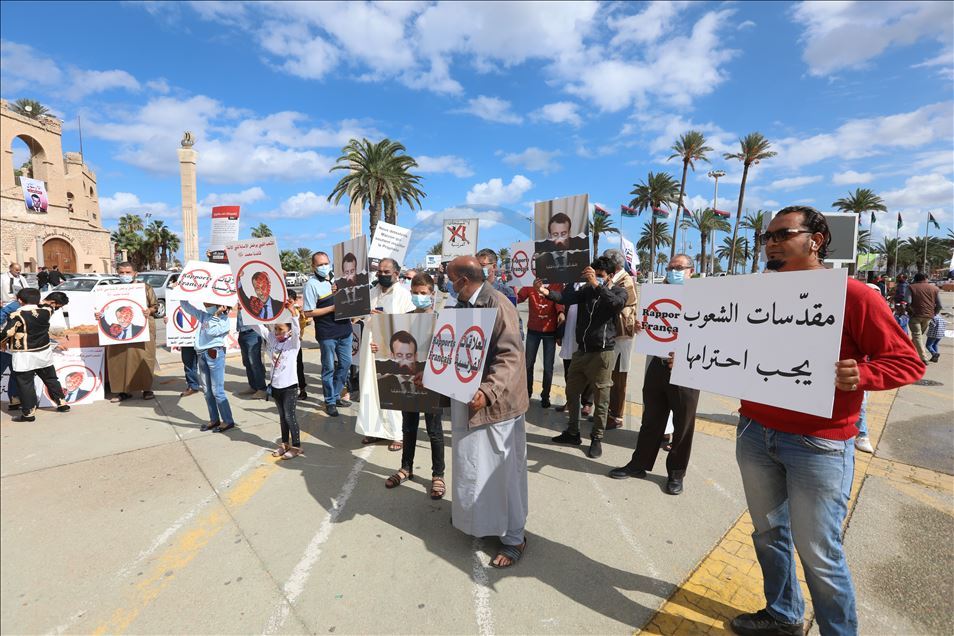ليبيا.. مظاهرة بطرابلس ضد موقف ماكرون المعادي للإسلام
