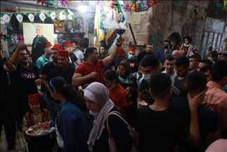 نابلس الفلسطينية تحتفل بالمولد النبوي على طريقتها