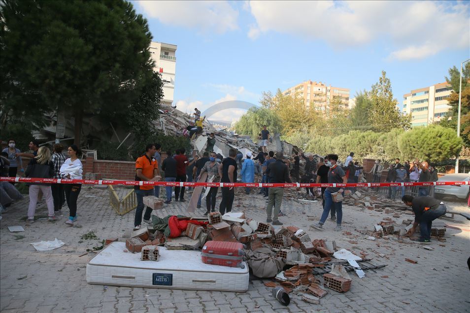 Tërmeti në Izmir, të paktën 4 jetë të humbura dhe 120 të plagosur