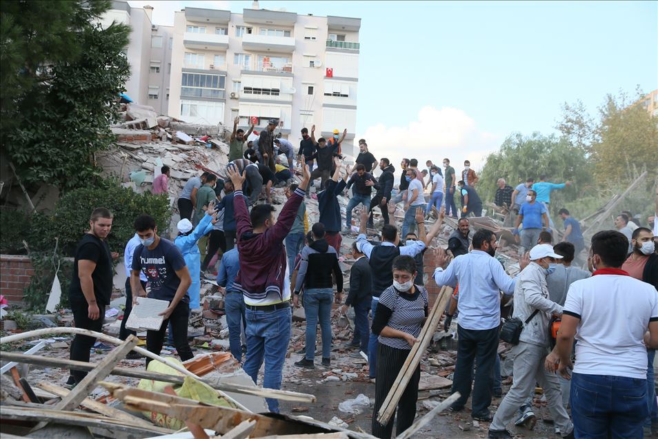 Tërmeti në Izmir, të paktën 4 jetë të humbura dhe 120 të plagosur