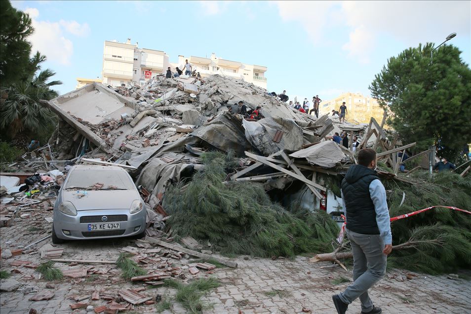 Tërmeti në Izmir, të paktën 4 jetë të humbura dhe 120 të plagosur