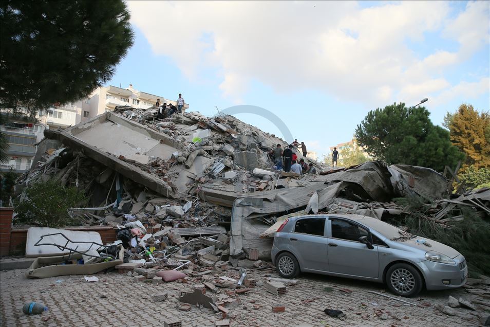 Tërmeti në Izmir, të paktën 4 jetë të humbura dhe 120 të plagosur