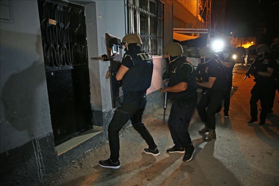 Adana'da PKK/KCK operasyonu: 5 gözaltı